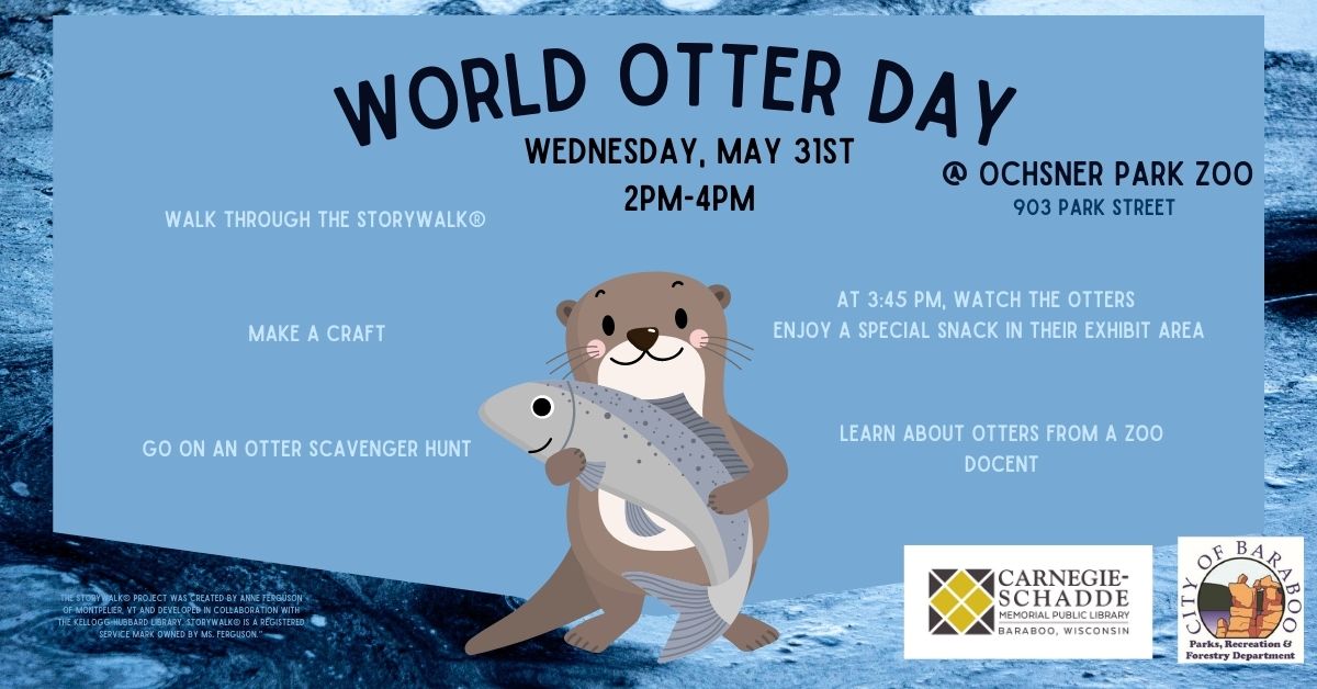 picture of otter holding fish